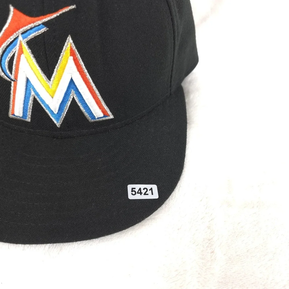Miami Marlins Hat Players On‎ Field Cap Fitted 7 5/8 Black MLB Made In USA Men